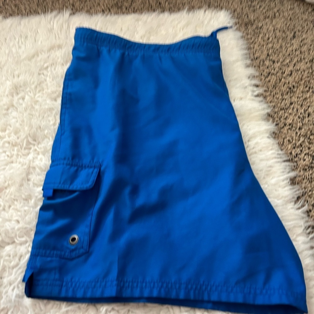 Islander blue designed swim trunks sz lg